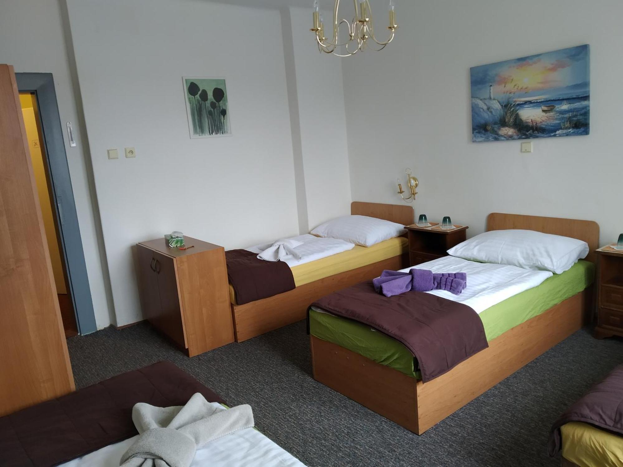 Hotel Orbis Prag Zimmer foto